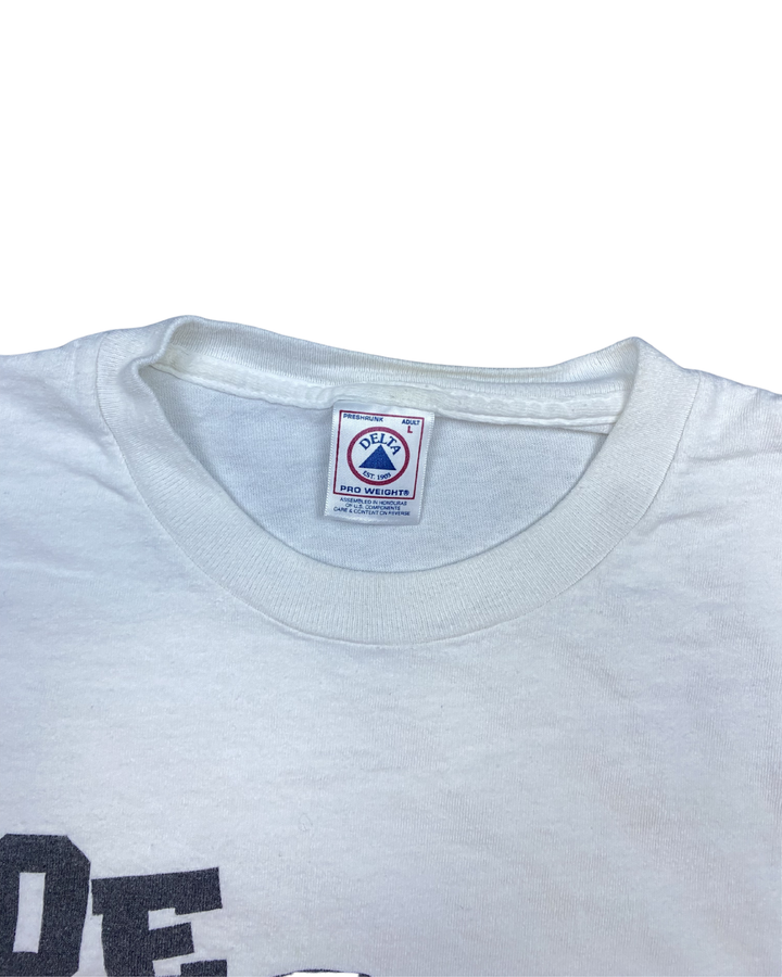 Delta Peanuts Snoopy Joe Cool Graphic T-Shirt (Large)