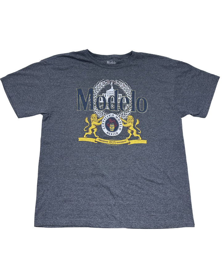Modelo Cerveza Vintage Label T-Shirt (large)