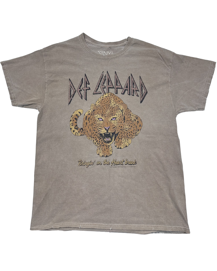 Def Leppard Leopard Band Graphic T-Shirt (medium)