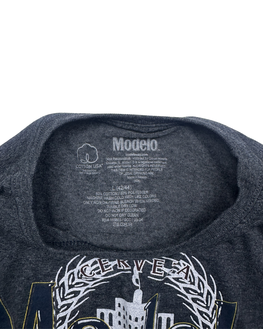 Modelo Cerveza Vintage Label T-Shirt (large)