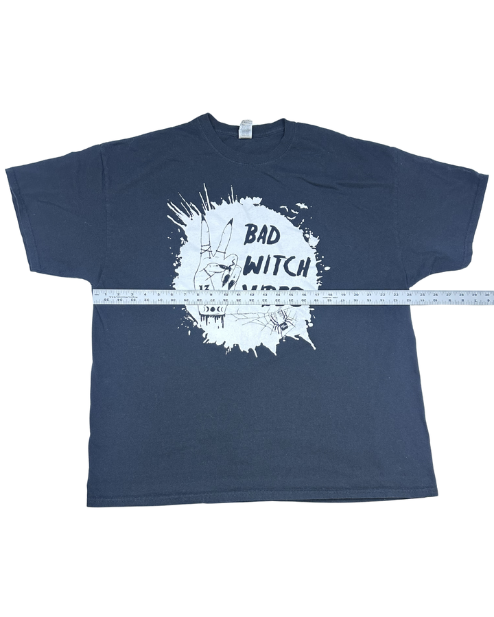 Bad Witch Vibes Graphic T-Shirt (2XL)