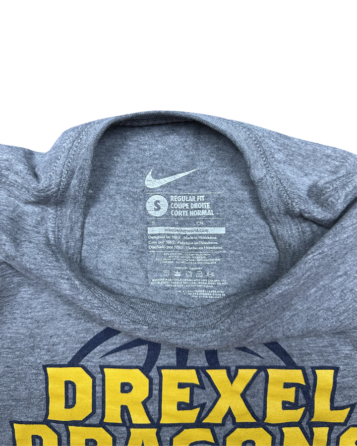 Nike Drexel Dragons Basketball Graphic T-Shirt - Tag