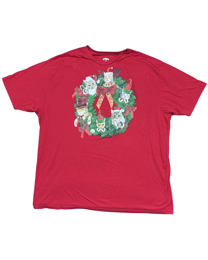 Holiday Times Christmas Cats Wreath Graphic T-Shirt (2XL)