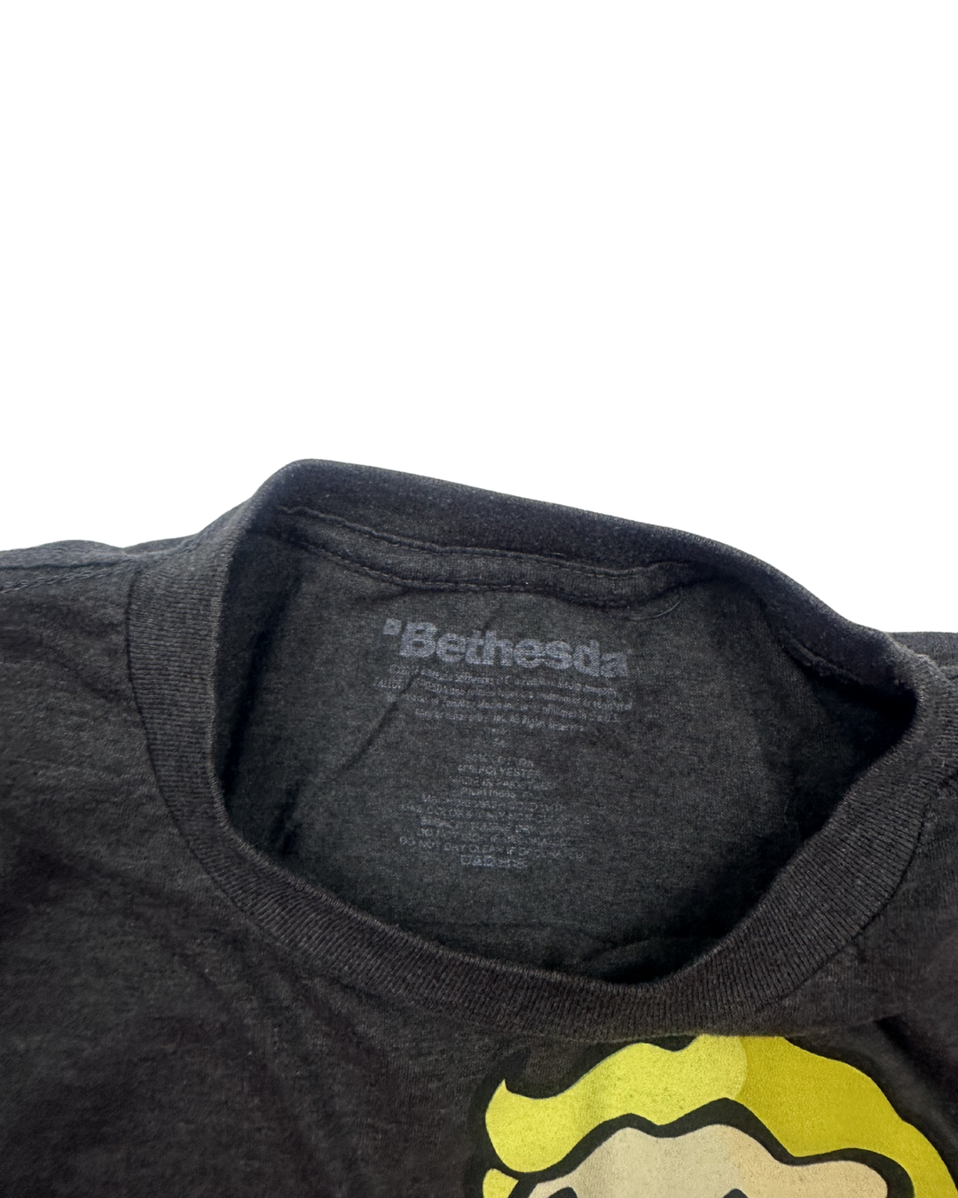 Fallout Vault Boy Thumbs Up T-Shirt (medium)