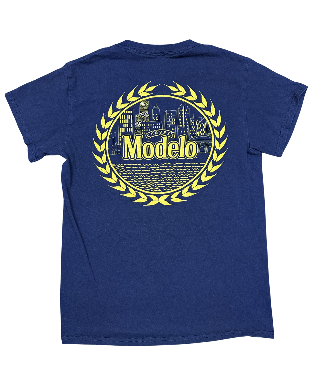 Modelo Cerveza City Graphic Pocket T-Shirt (Small)