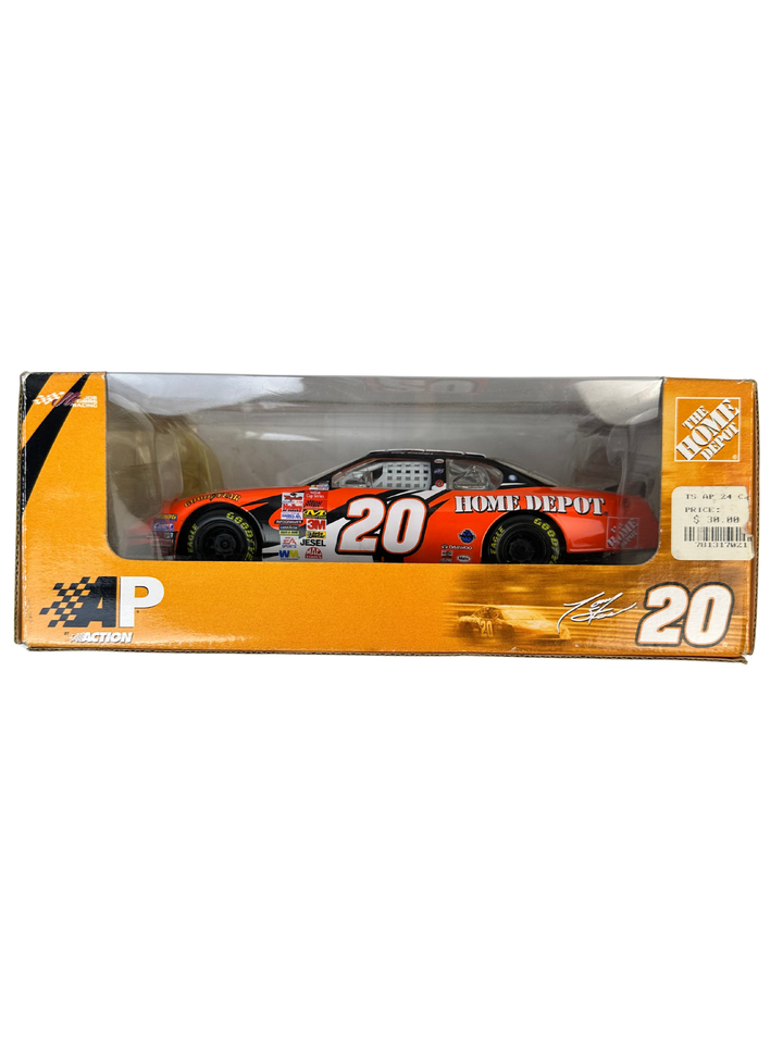 Tony Stewart #20 Home Depot 2003 Monte Carlo Action 1:24 Scale NASCAR