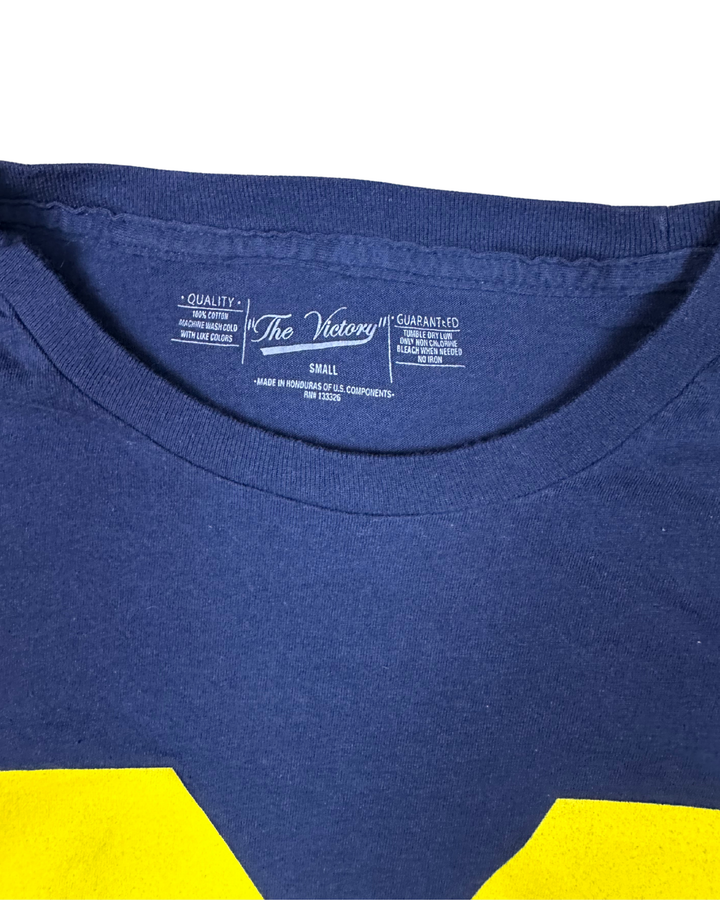 University of Michigan T-shirt (small)