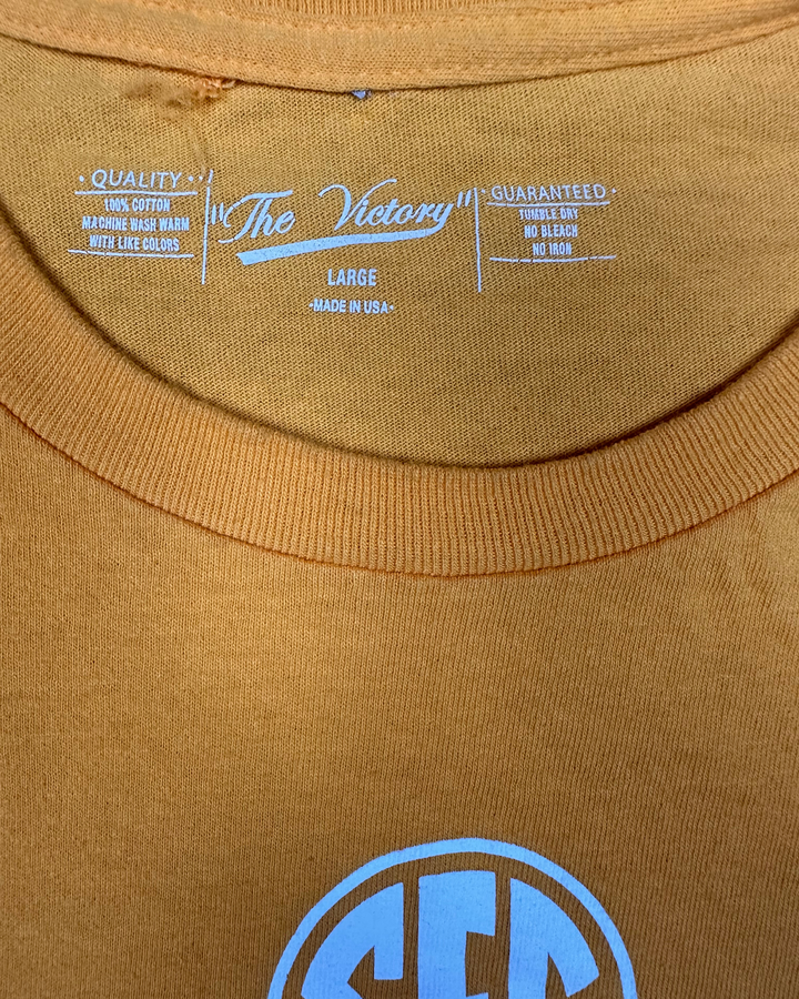 University of Tennessee Baseball  T-Shirt (large)