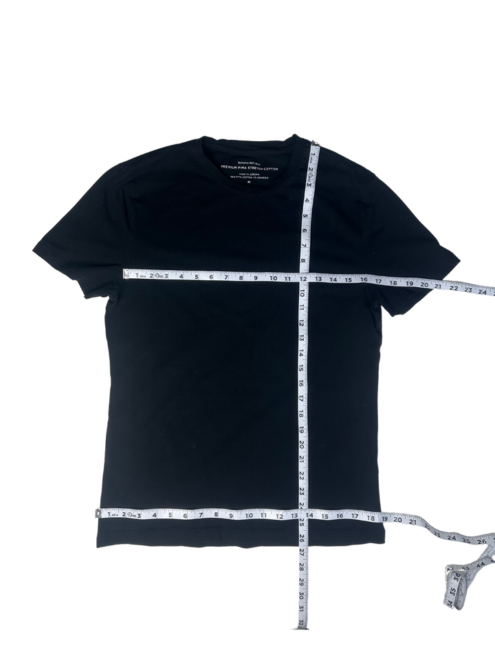 Banana Republic T-shirt (medium)