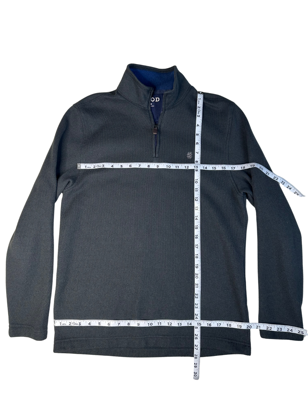 Izod Pullover (medium)