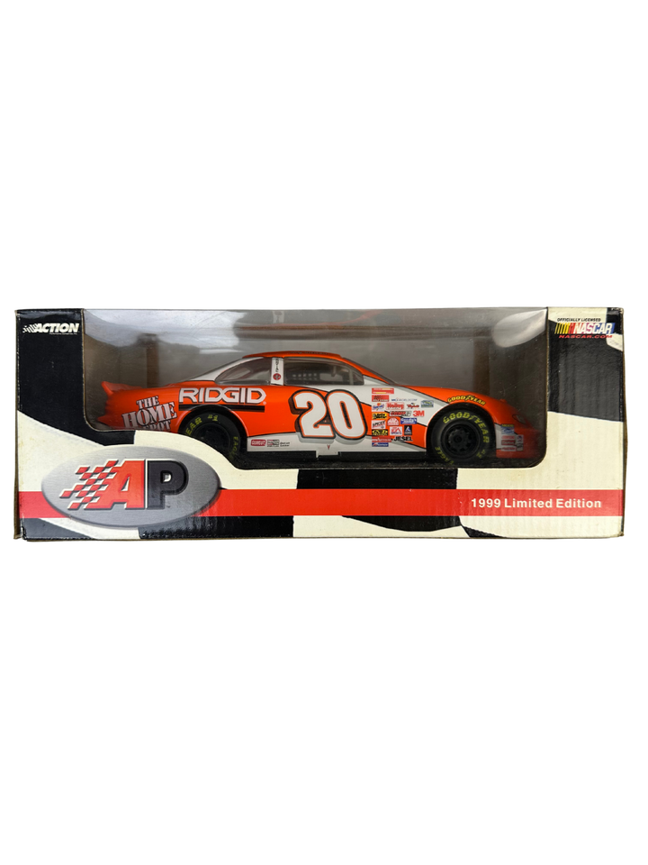 Tony Stewart #20 Home Depot 2003 Monte Carlo Action 1:24 Scale NASCAR
