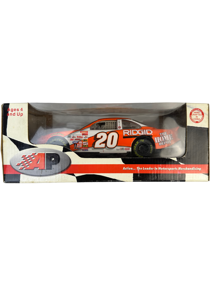 Tony Stewart #20 Home Depot 2003 Monte Carlo Action 1:24 Scale NASCAR