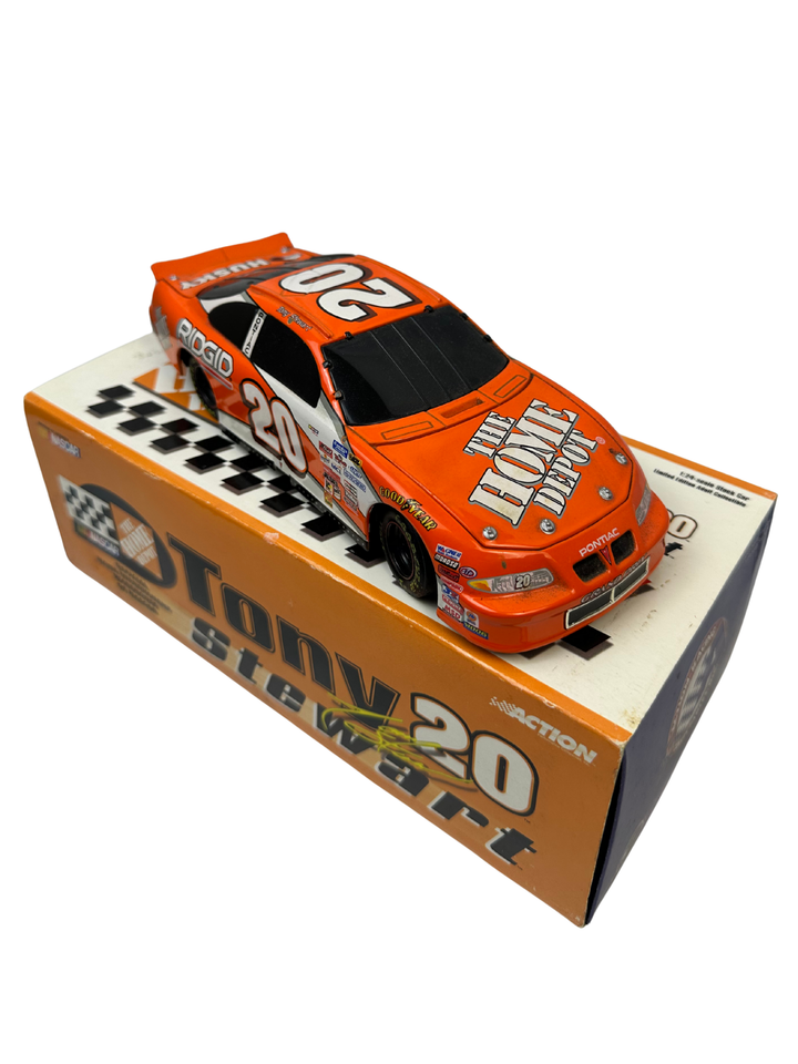 Nascar Tony Stewart #20 1999 Pontiac 1:24 limited edition