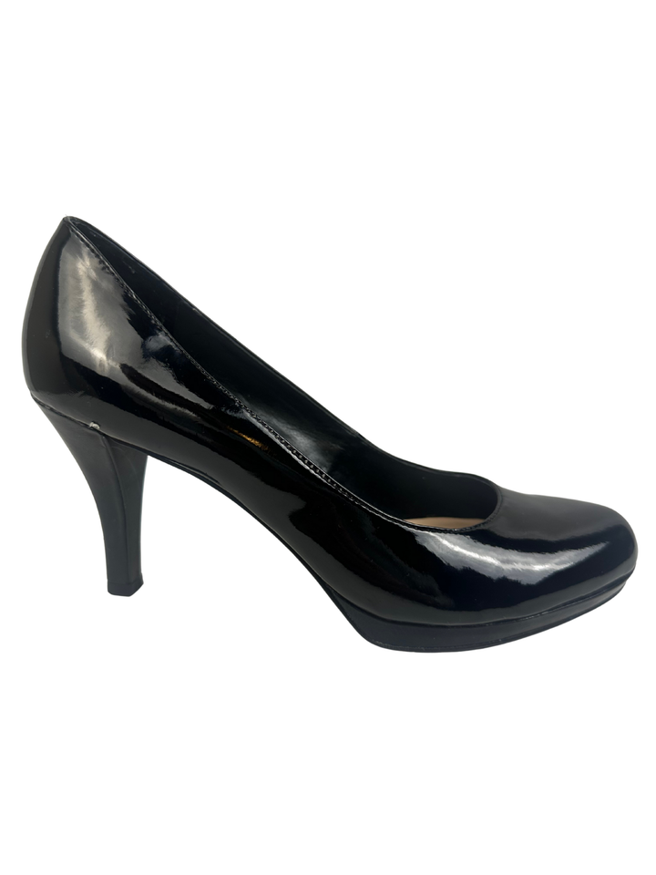 Franco Sarto Round-Toe Platform Pump