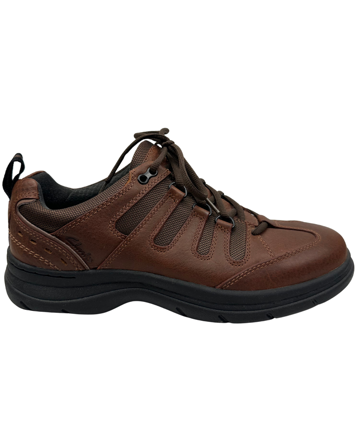 Clark Brown Leather Lace Ups Size 9.5