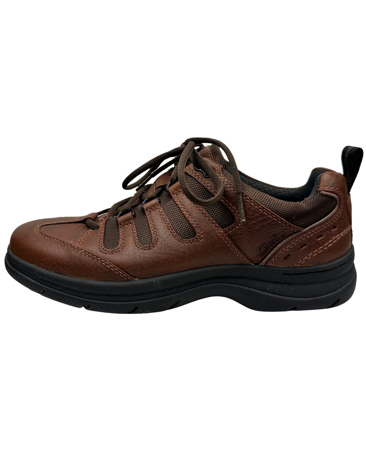 Clark Brown Leather Lace Ups Size 9.5