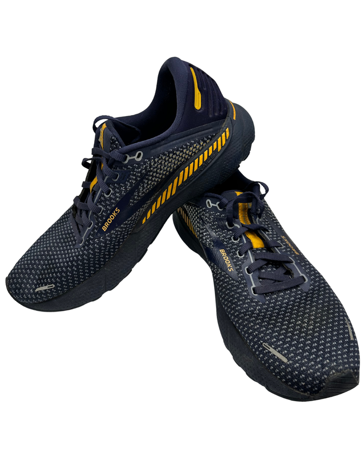 Brooks Adrenaline G22 Running Shoes Size 10.5