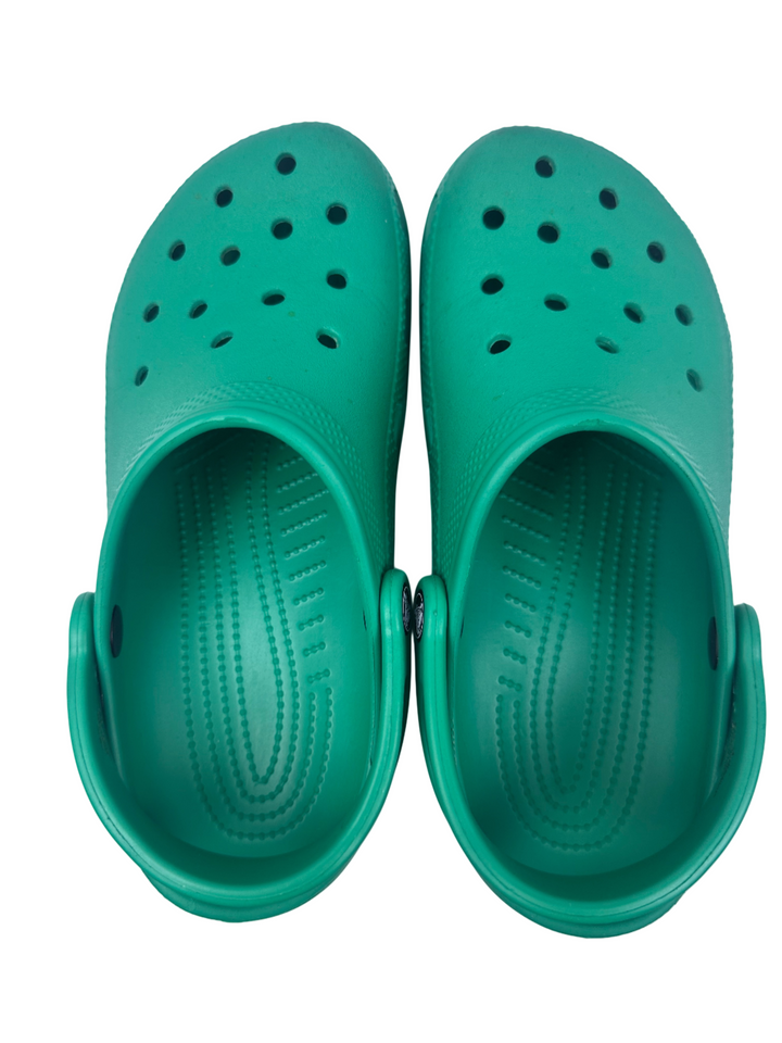 Crocs Size 8